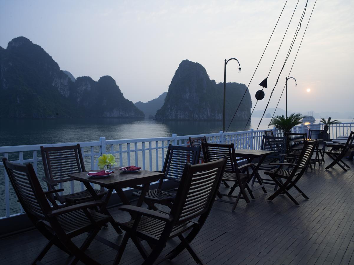 Garden Bay Legend Cruise Hotel Hạ Long-öböl Kültér fotó