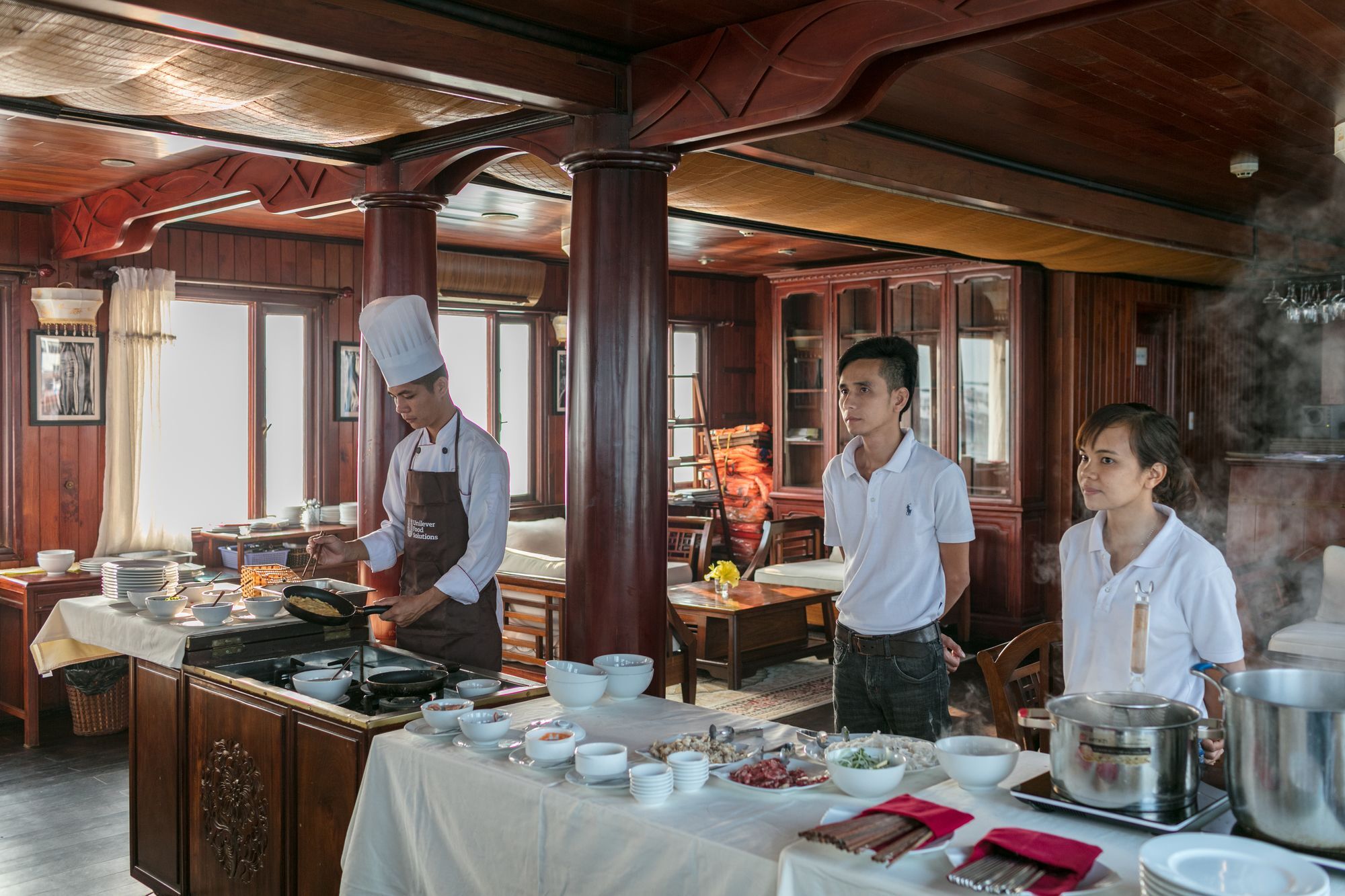 Garden Bay Legend Cruise Hotel Hạ Long-öböl Kültér fotó